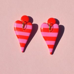 paire de boucles d'oreilles rayures rouge et rose cœur élancé puce ronde