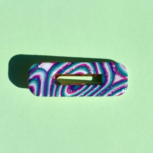 Barrette rectangle rétro aux bords arrondis, ajourée, au motif "à la dérive des astres".