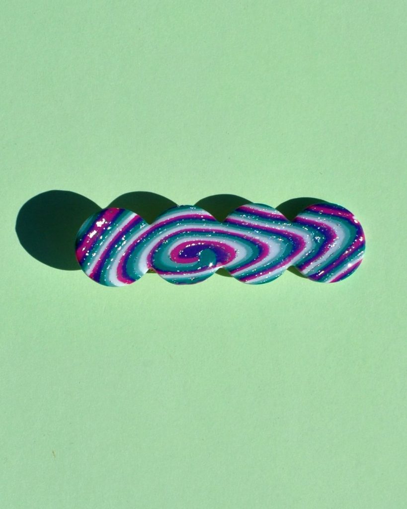 Barrette quatre ronds "à la dérive des astres".