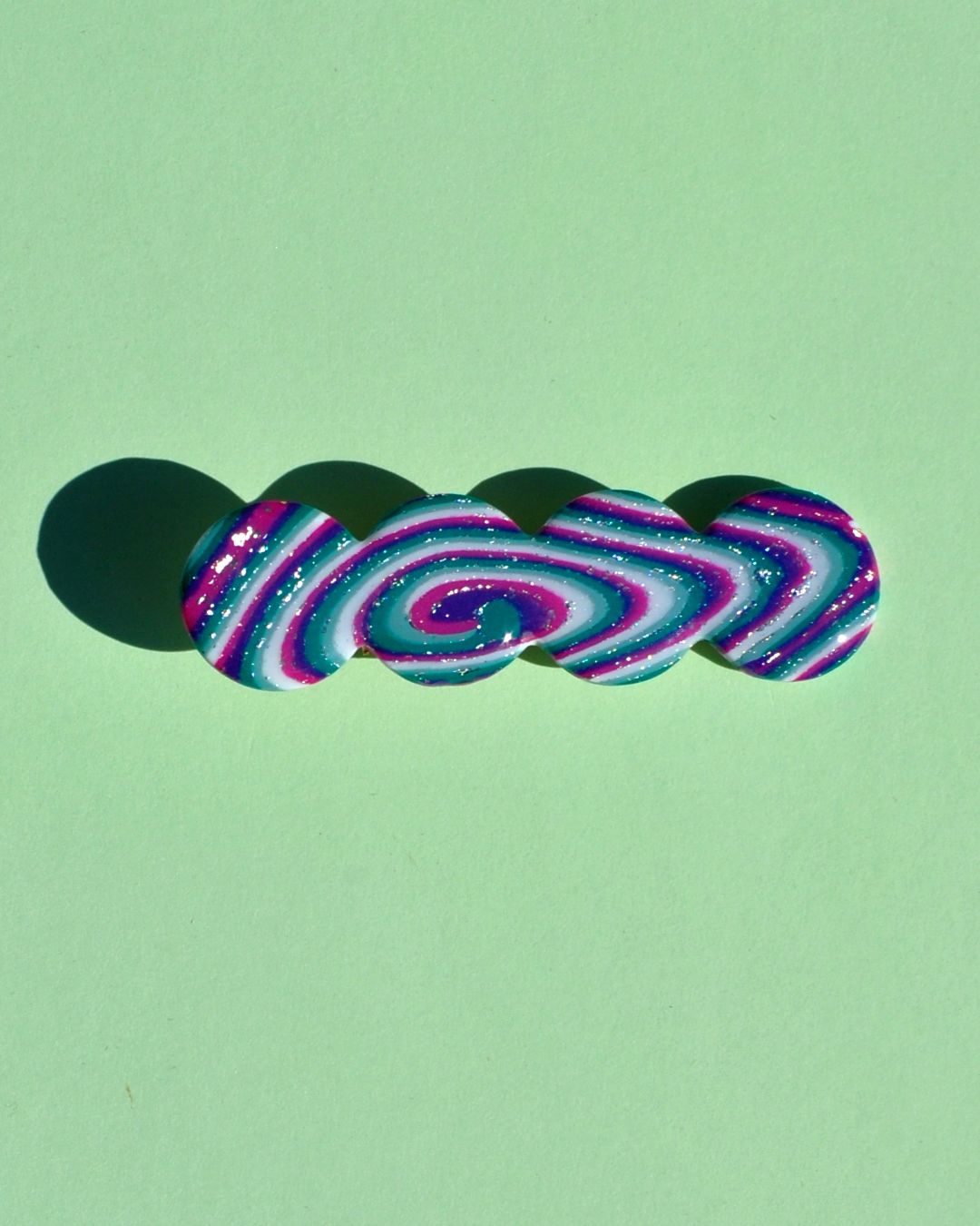 Barrette quatre ronds "à la dérive des astres".