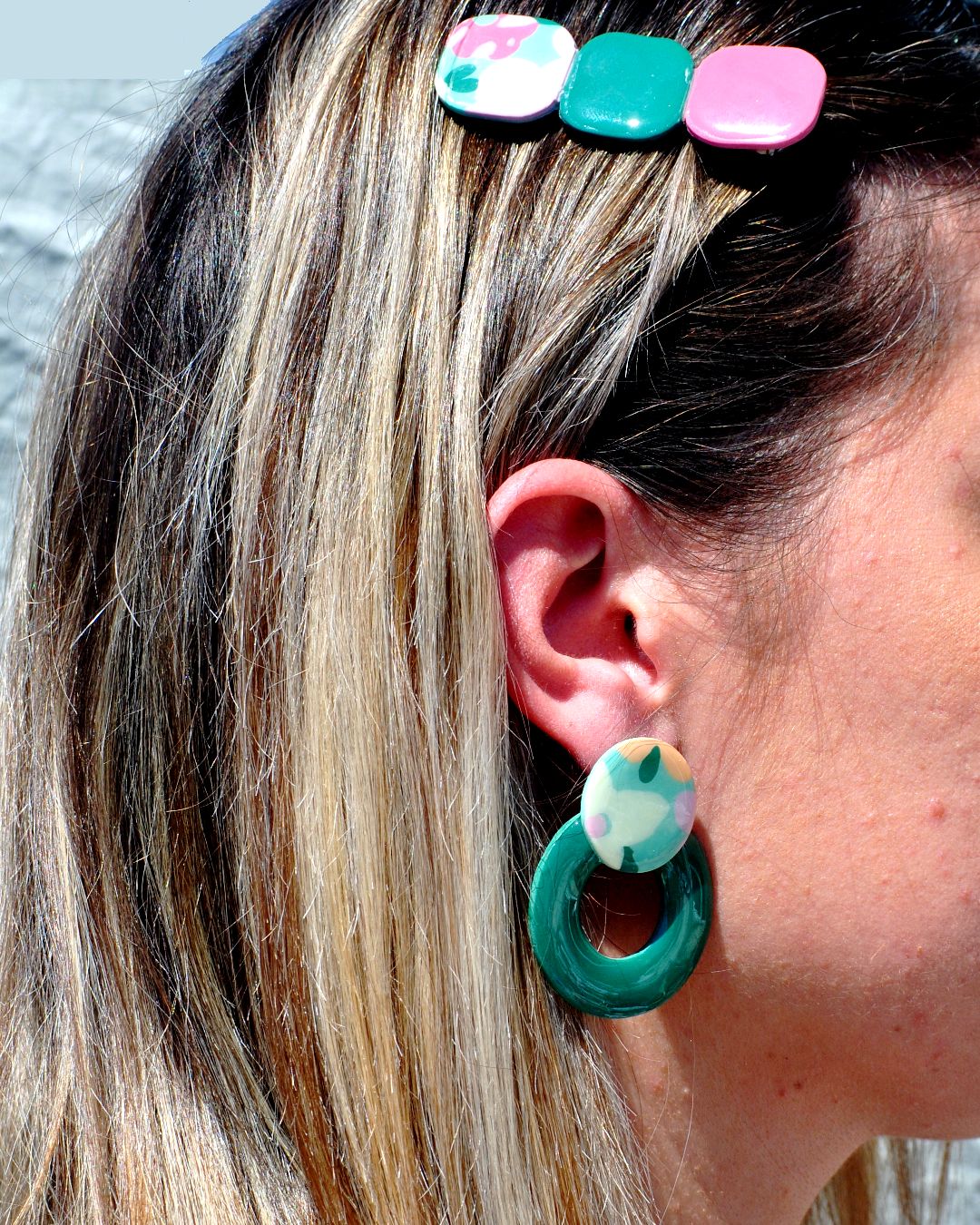 Barrette portée.