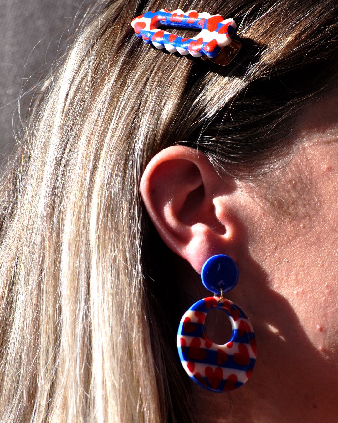 Barrette portée.
